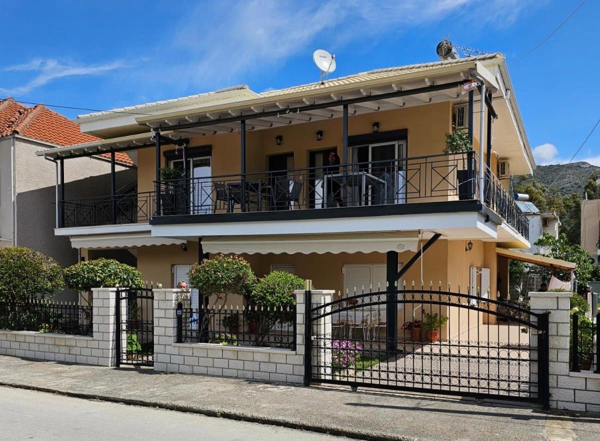 Ioulia'S Apartments Plataria Exterior photo